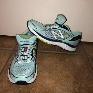 New Balance  860v7 Blue Women sIze 7.5